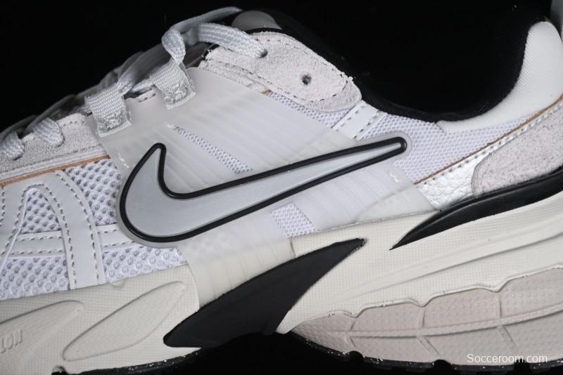 Nike Runtekk V2K Retro Low-Top Running Shoes with Cushlon Midsole and Distressed Effect - FN6703-002