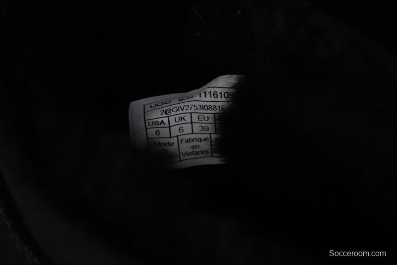 UGG Classic Ultra Mini Short Boots with Genuine Australian Sheepskin and TREADLITE Outsole - 1116109