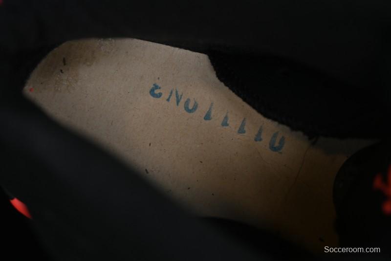 Nike Air Jordan 6 Retro Basketball Shoes with Infrared Design and 3M Reflective Details - 384664-060