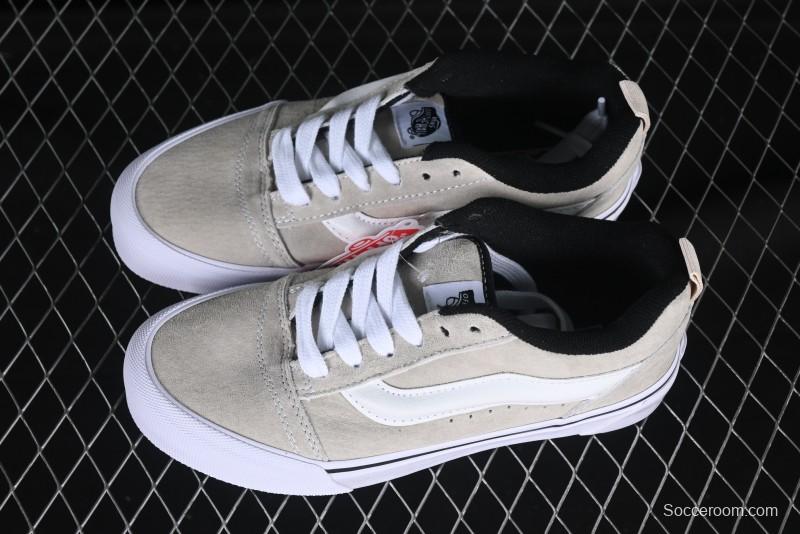 Vans Knu Skool Low-Top Retro Chunky Sneakers - VN0009QCBLK