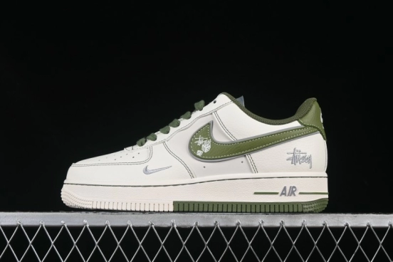 Nike Air Force 1 '07 Low Stussy Collaboration Dual-Tone Beige Green Casual Sneakers with Strap - XS1958-525