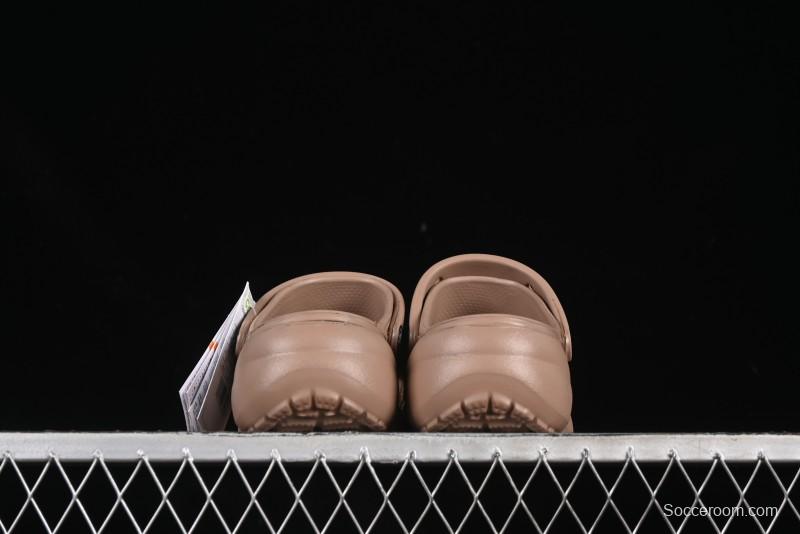 Crocs Classic Clog Cloud Retro Sandals with Adjustable Heel Strap - B.D4