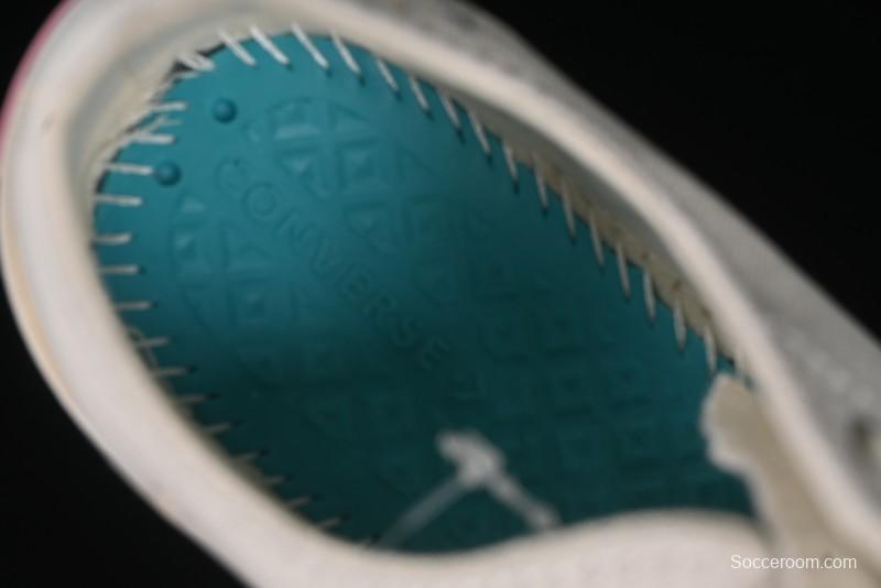 Converse Chuck 1970s Low Top Casual Sneakers with Moon Embroidery - A15750C