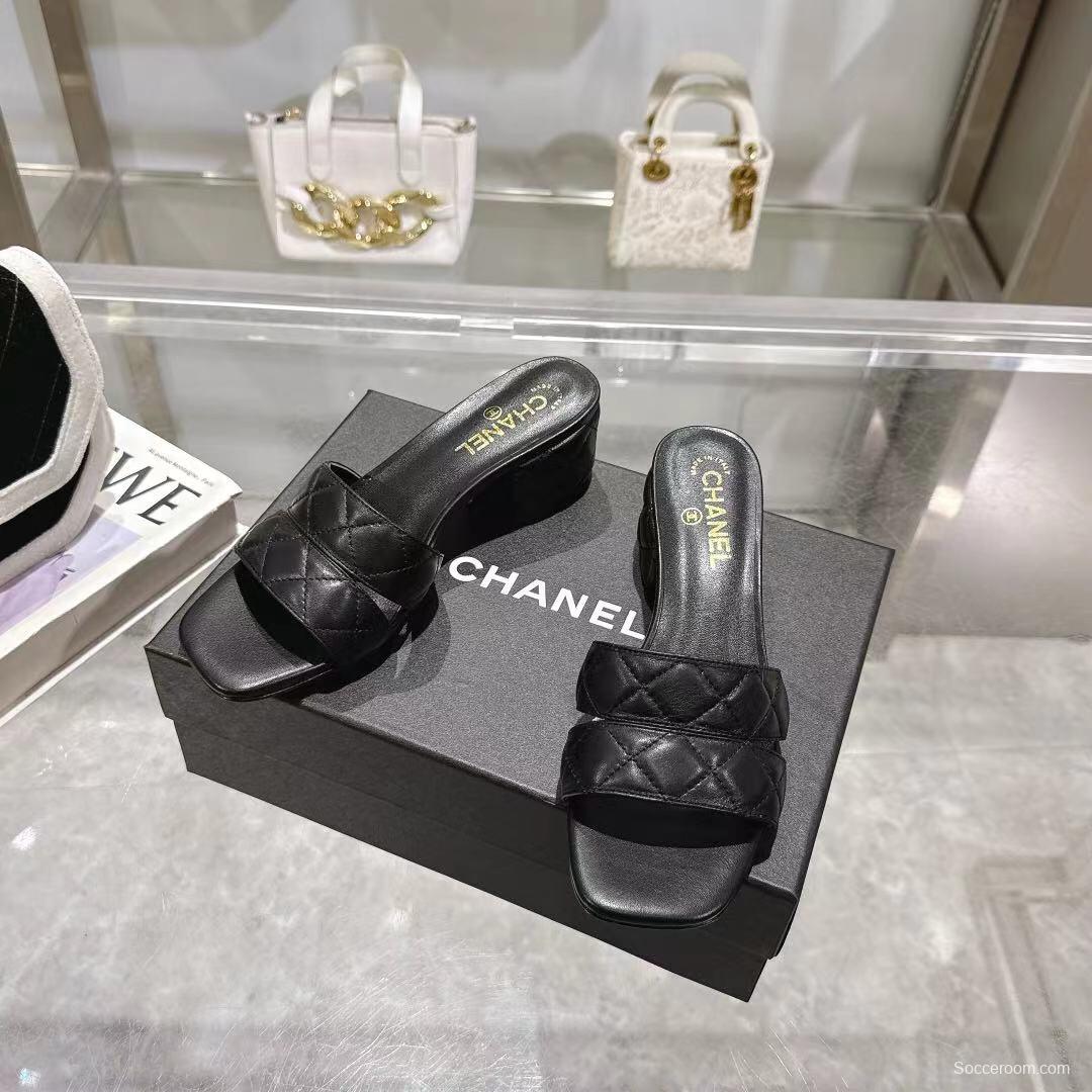 2025 Women Chanel Black Lambskin Sandals
