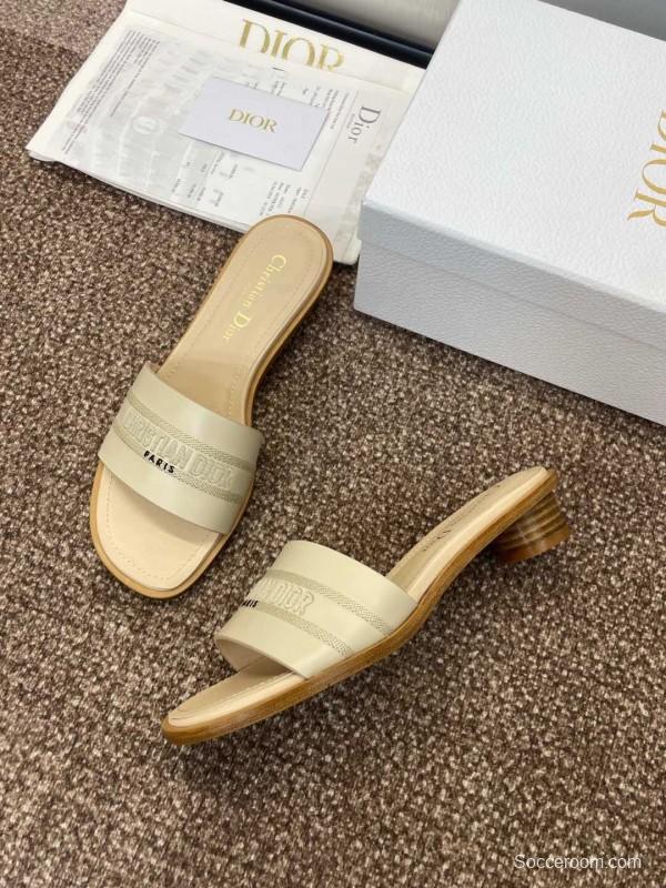 2025 Women Dior Beige Leather Slippers Embroidered KFY00300