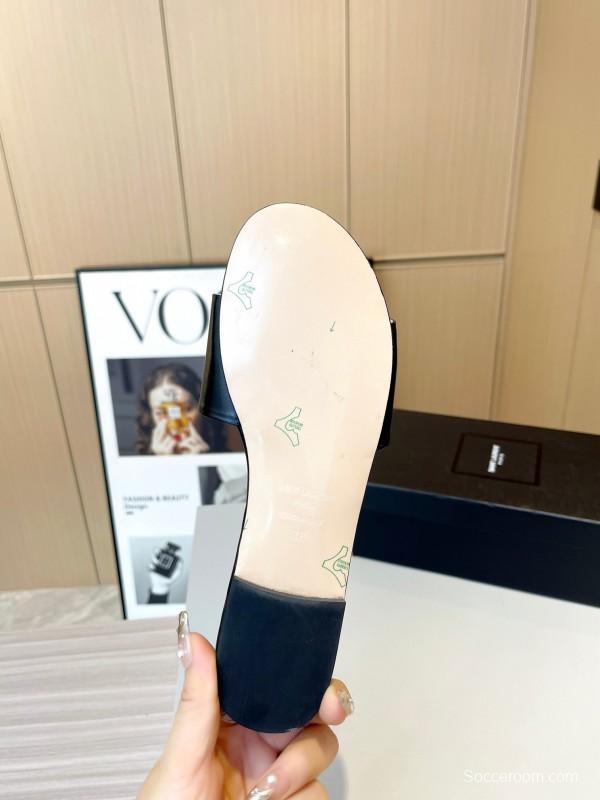 2025 Women Yves Saint Laurent Black Leather Slippers LY00180