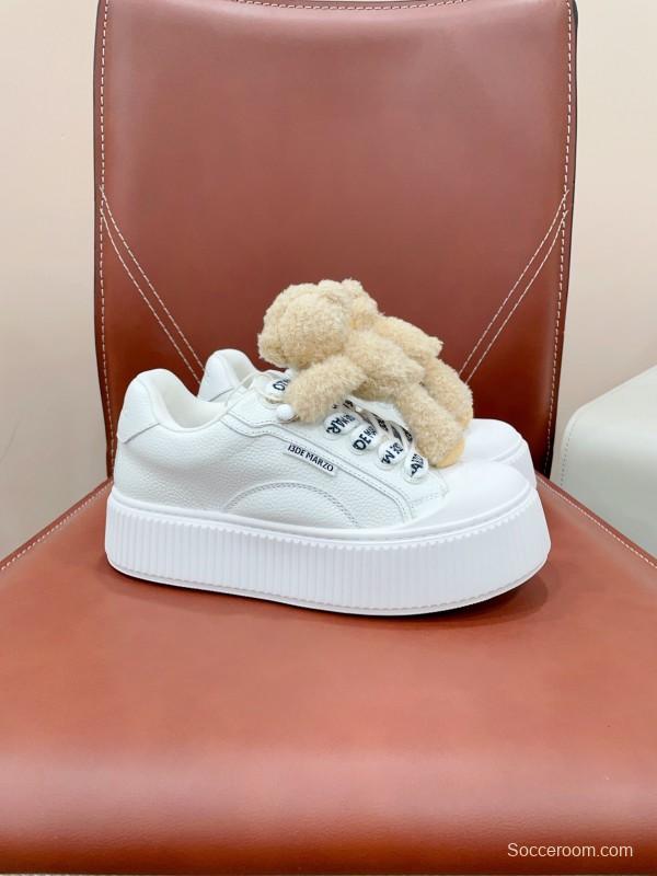 2025 Women 13DE MARZO White Leather Sneakers Plush Toy KFY00300