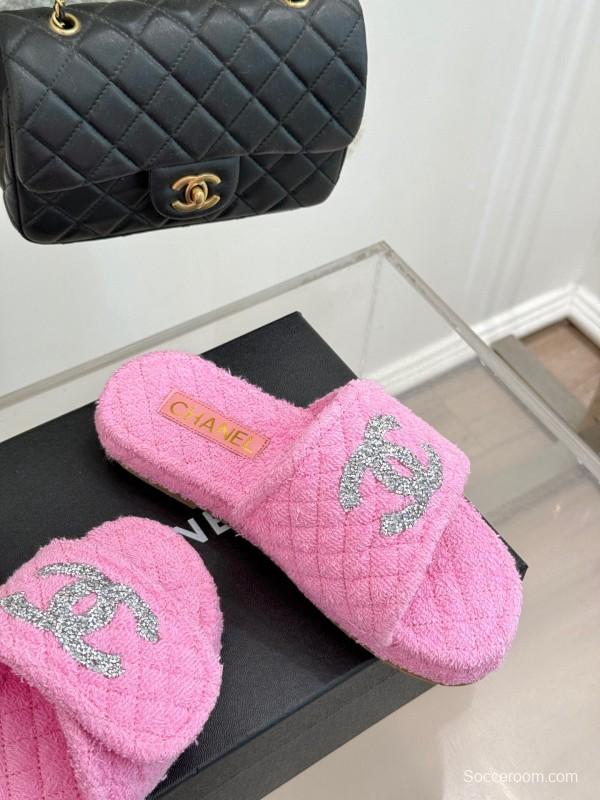 2025 Slippers Chanel Pink Terry Cloth Crystal CC Logo KFY00220
