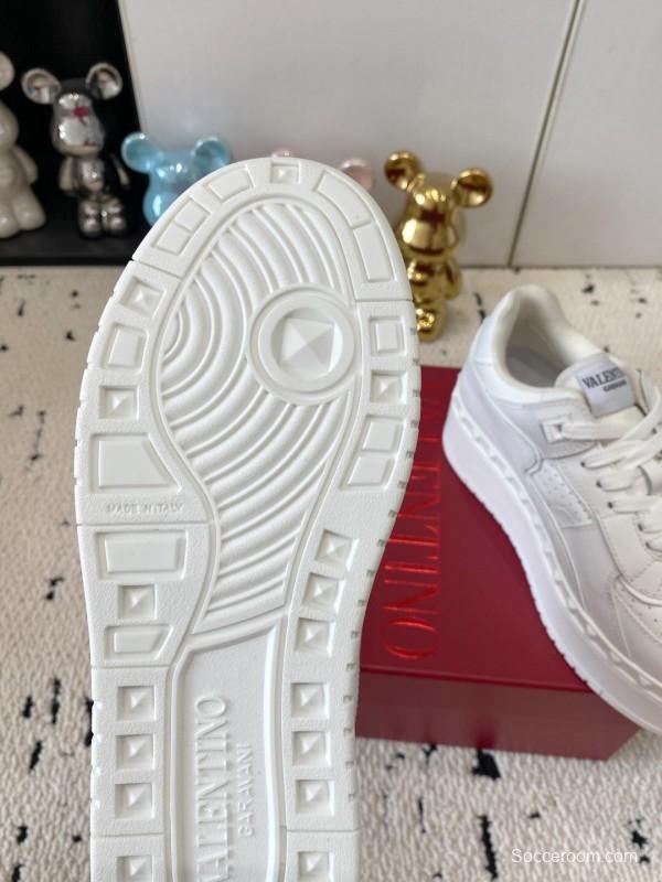2025 Women Valentino White Leather Platform Sneakers LY00340