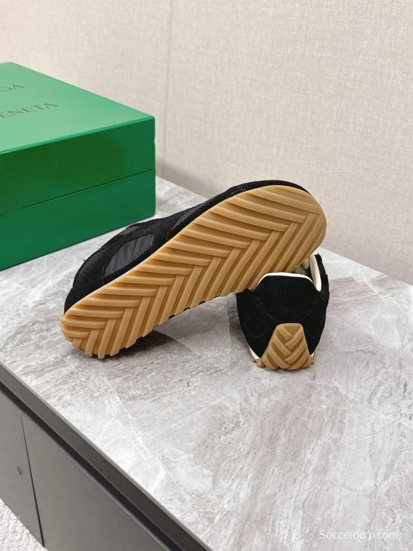 2025 Unisex Bottega Veneta Black Nylon Suede Sneakers KFY00290