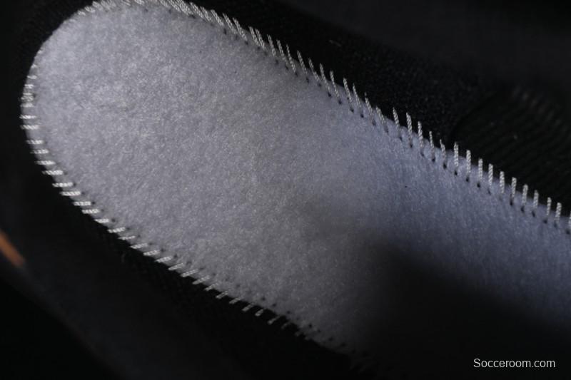 Nike Air Max Plus Retro Running Shoes with Air Cushion - FN6949-400