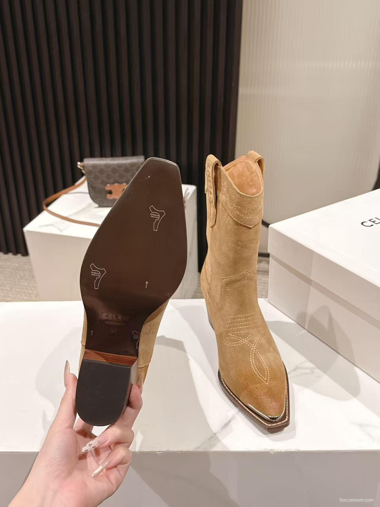 CELINE Fashion Boots with Arch of Triumph Logo - LY00440