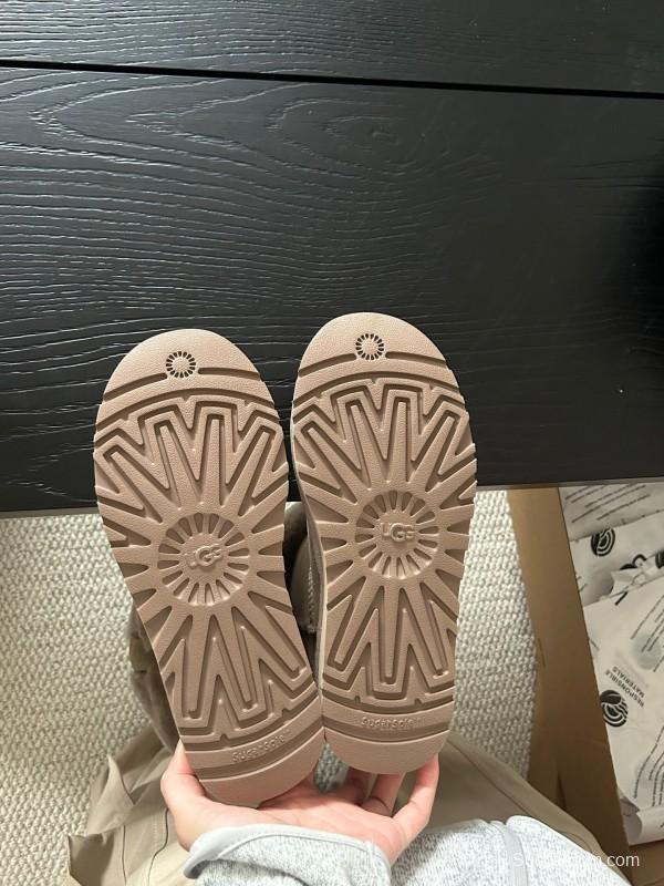 UGG 2025/SS High Boot Snow Boots with Faux Fur Collar - AS00370